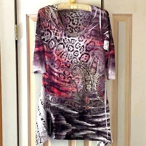 5For$15 Fantazia blouse with unique design and pattern